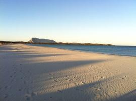 Villa antares, hotel in San Teodoro