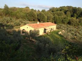 Chiusa della Vasca: Castelnuovo di Farfa'da bir kır evi