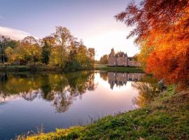 Chateau de Canisy, hotel v destinaci Canisy