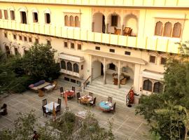 जयपुर में, होटल Dera Mandawa