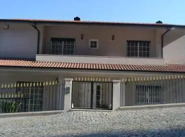 Vila Teixeira