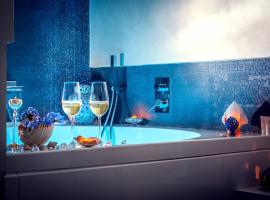 Le Sinfonie Rooms, hotel with jacuzzis in Porto Cesareo