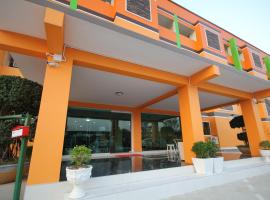 Windsor Resort, place to stay in Lop Buri