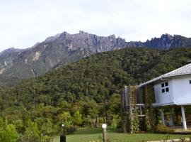 Mesilau Mountain Retreats, maison de vacances à Kampong Kundassan
