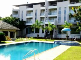 Hotel Sadhana Executive: Dapoli şehrinde bir otel