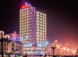 Vinh Hoang Hotel, hotel di Ðồng Hới