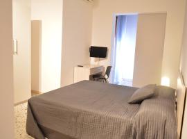 B&B Scalea Rooms, hotel em Scalea