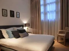 Romantic ground floor suite in Pijp near Sarphatipark