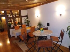 Hotel Garni Frohsinn, hotel v destinaci Uttwil