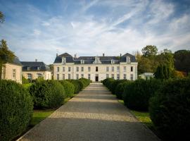 Château de Courcelles - Relais & Châteaux、Courcelles-sur-Vesleのロマンチックホテル
