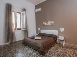 Casa Genna: Isola delle Femmine şehrinde bir otel