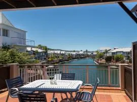 WATERFRONT 2 QUAY WEST