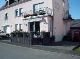 Gästehaus Alexanderhof, hotell i Leiwen