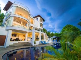 White Stone - Luxurious Sunset View 4 Bed Pool Villa, hotell i Nathon