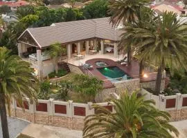 Island Way Villa