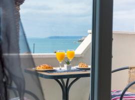 Boutique Wind Rose Apartment by the beach, hotelli kohteessa Podstrana