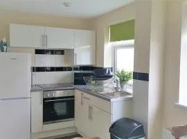 Swindon Old Town Duplex - EnterCloud9SA