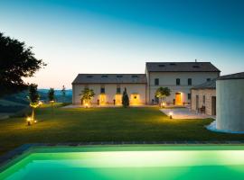 Resort Il Gallo Senone, hotel en Senigallia