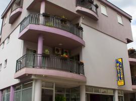 Hotel & Rooms Lombrelle, hotel en Mostar