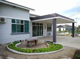 Greenery Garden Concept Homestay