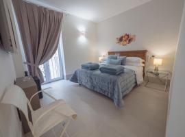 Relais Palazzo Duomo B&B، بيت ضيافة في نولا