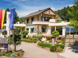 Hotel Villa Marburg im Park, khách sạn ở Heigenbrücken