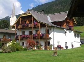 Gästehaus Nemast, hotel i Weissensee