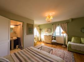 Chambres d'hotes Saint Malo La Barbinais Bed&Breaksfast, hotell i Saint Malo