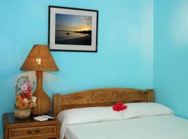 Masamayor's Beach House and Resort, hotel dengan parking di Kepulauan Camotes
