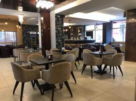 Golden Inn Hotel, hotell i Majdanpek