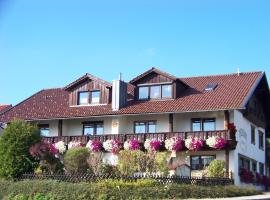 Pension Erna, hotel in Zwiesel