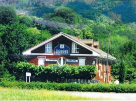 Pension Casa Pepe, casa de hóspedes em Soto de Cangas