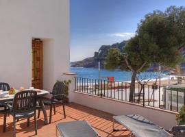 Macrina, Hotel in Tamariu