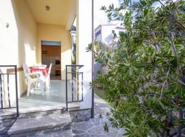 Appartamento Pomonte la Posta - Goelba, hotel a Pomonte