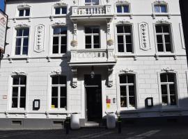 B&B Huize Briers, hotel din Bilzen