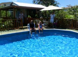 The Pool House, feriebolig i St. Philip