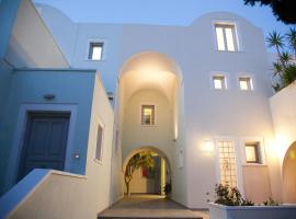 Atrium Villa, Hotel in Fira