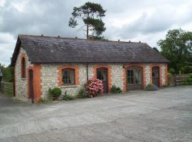 The Stables, cottage in South Barrow