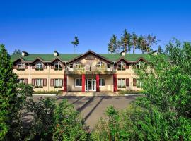 Seasons SPA Boutique Hotel, hotel with parking in Kozin