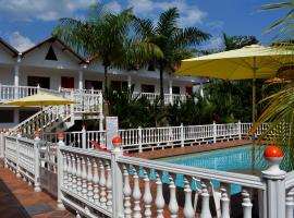 Hotel Campestre La Toscana, ξενοδοχείο με πάρκινγκ σε Βιλιαβισένσιο