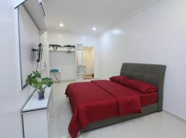 The Sofea Inn Transit Room Airport Kota Bharu, міні-готель з рестораном у місті Pengkalan Cepa