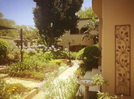 Dunton Guest House, hotel cerca de Country Club Johannesburg, Johannesburgo