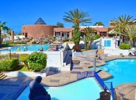 El Pueblo Tamlelt, hotell i Agadir