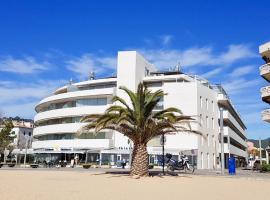 Ancora Frontbeach Luxury Apartment, hotell i Tossa de Mar