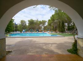Camping Escana, accessible hotel in Es Cana