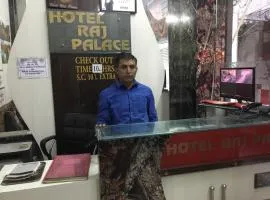 Hotel Raj Palace