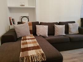 Rozina Apartment, hotel with parking in Paisley
