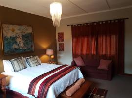 Burnham Road Suite Guest House, hotel cerca de Parking Nsatugi Cave, Bulawayo