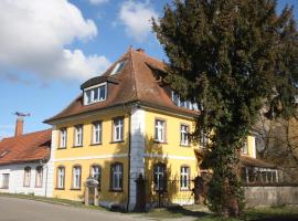 Art-be-and-b Appartement -Studios, accommodation in Riegel am Kaiserstuhl