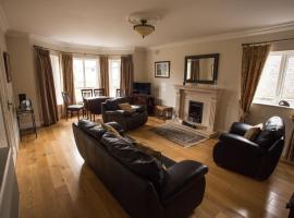 Teach Bhalor, hotel near Cloughaneely Golf Club, Falcarragh